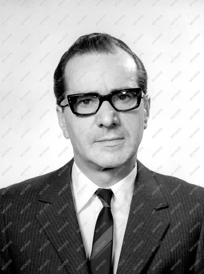 1973-as Állami-díjasok - Dr. Molnár József
