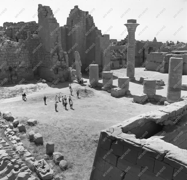 Kultúra - Egyiptom - A karnaki nagytemplom részlete