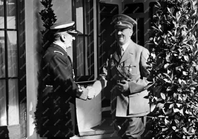Történelem - Hitler és Horthy találkozója