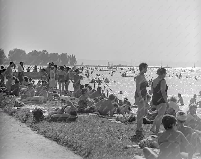 Tájkép - Balaton Siófoknál