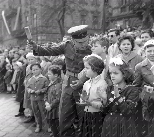 Évforduló - Katonai díszszemle a felszabadulás 14. évfordulóján