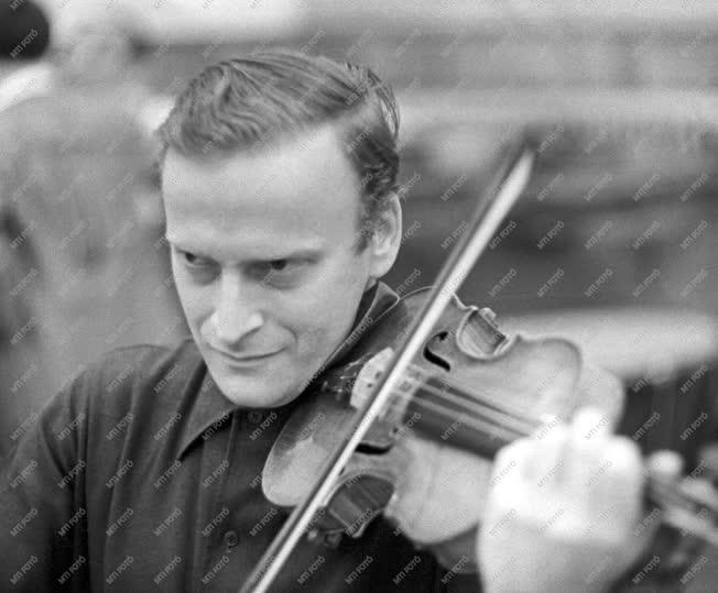 Kultúra - Jehudi Menuhin próbája Budapesten