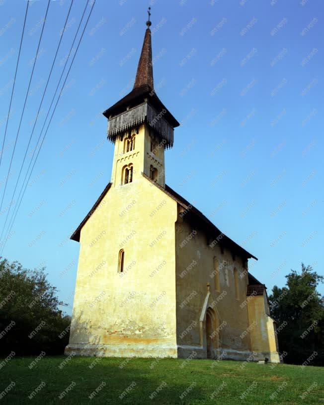 A Felső-Tiszavidék népi építészete