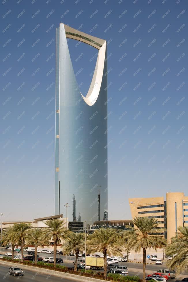 Szaúd-Arábia - Rijád - Kingdom Centre