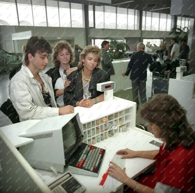 Légi közlekedés - Ferihegyi repülőtér - Ferihegy II.