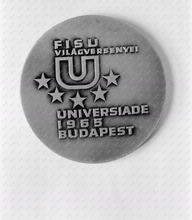 Sport - Az 1965-ös Universiade díjérme