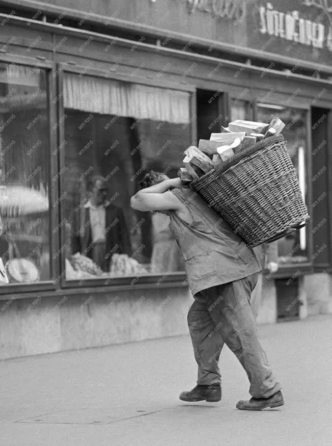 Budapest - Utcai munkások