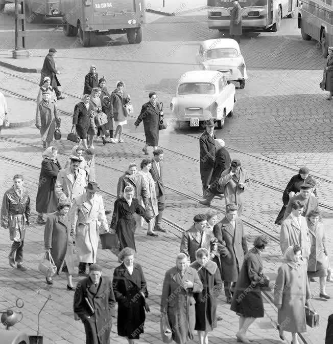 A szerző válogatása - A Boráros tér