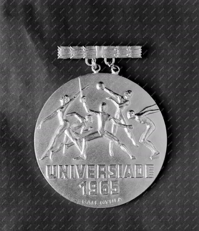 Sport - Az 1965-ös Universiade díjérme