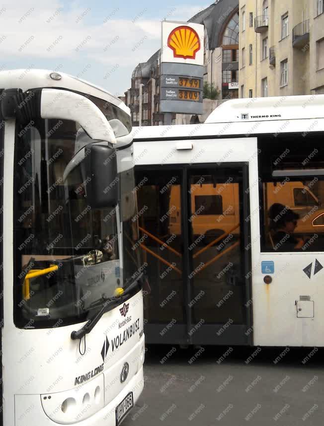 Közlekedés - Budapest - A Széna téri Volánbusz pályaudvar