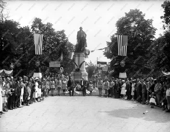 Történelem - A városligeti Washington-szobor