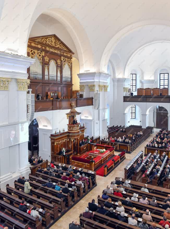 Egyházi épület - Debrecen - Református Nagytemplom