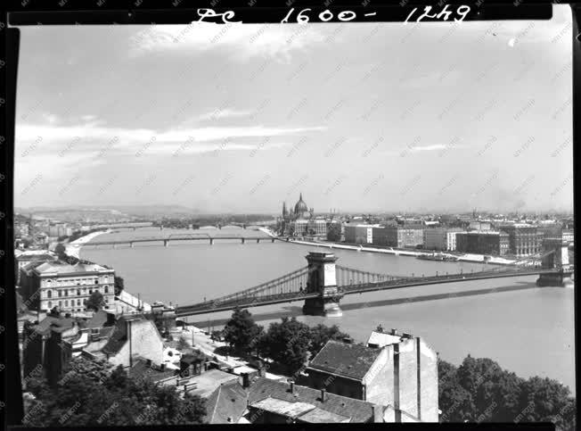 Városkép - Budapest album - Dunai látkép