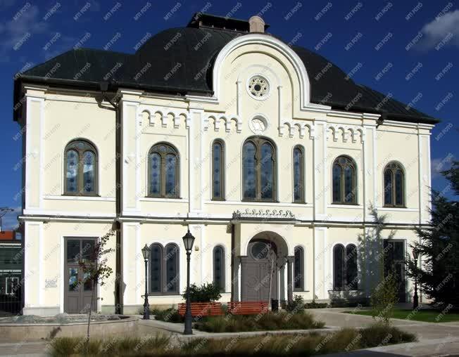 Műemlék - Tokaj - Az egykori zsinagóga épülete