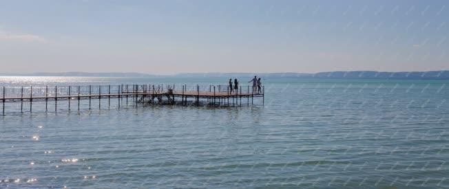 Szabadidő - Balatonföldvár - Nyári strand  