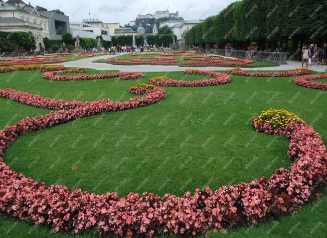 Látványosság - Salzburg - A Mirabell-kert