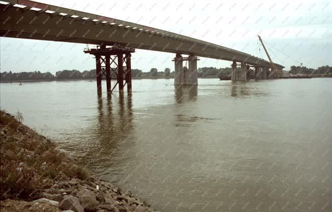 Építőipar - Épül az M0-ás híd