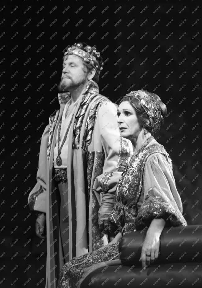 Kultúra - Színház - Shakespeare: Hamlet