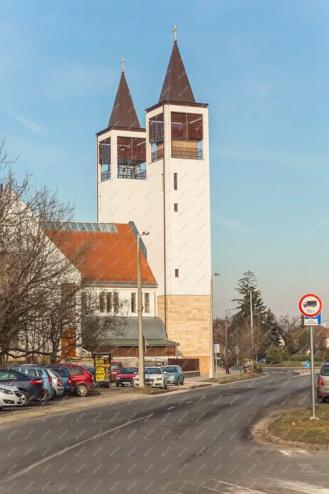 Egyházi épület - Szigetszentmiklós - Szent Miklós templom