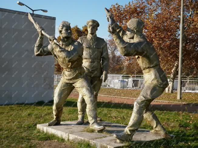 Budapest - Puskás Ferenc Stadion - Szoborpark