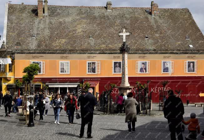 Turizmus - Szentendre - A Fő tér 