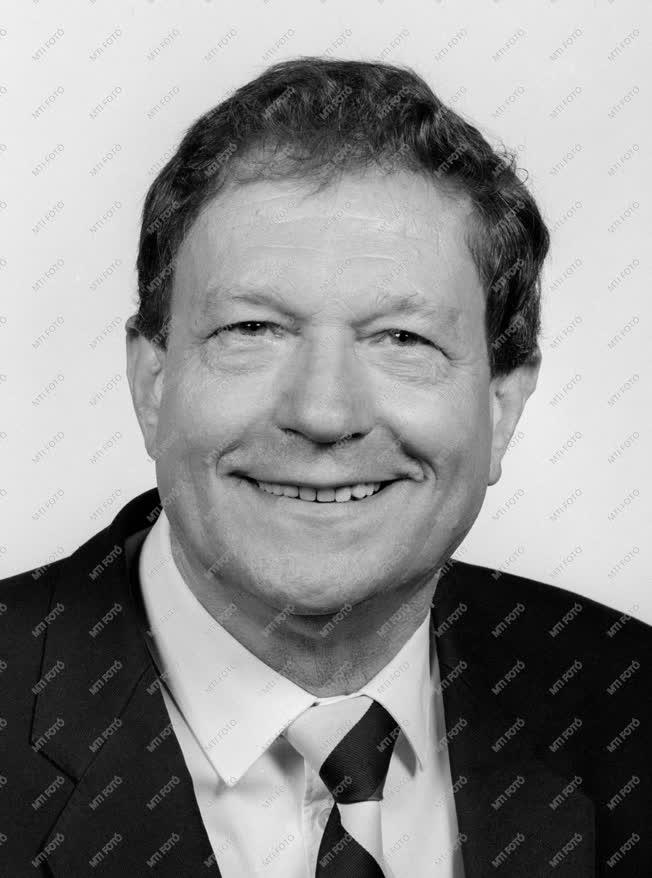 1988-as Állami Díjasok - Dr. Pásztó Péter