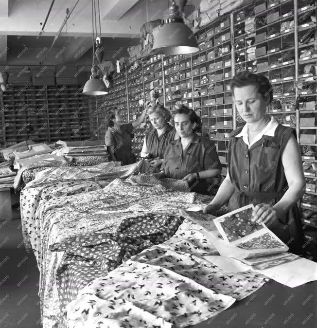 Textilipar - Goldberger Textilnyomó és Kikészítőgyár