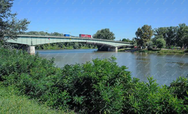 Tájkép - Tokaj–rakamazi közúti Tisza-híd