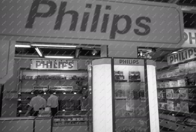 Kereskedelem - Philips shop