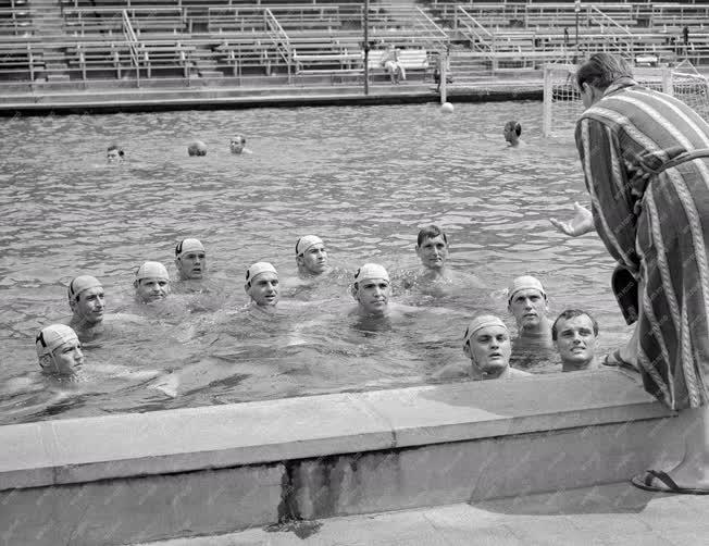 Sport - Az 1965-ös Universiade Budapesten 