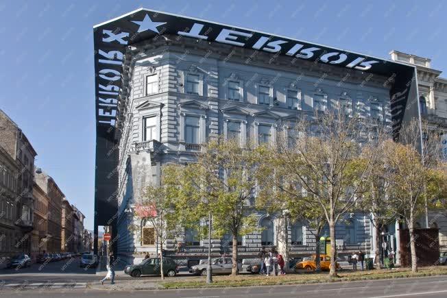Történelmi Emlékhely - Budapest - Terror háza Múzeum