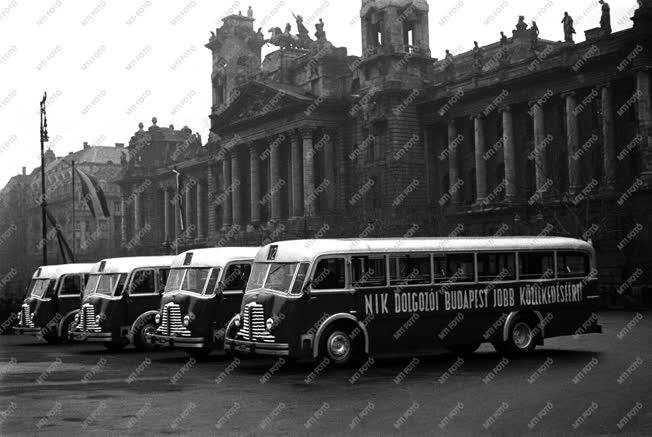 Közlekedés - Új MÁVAG Tr 5 típusú autóbuszok a fővárosnak