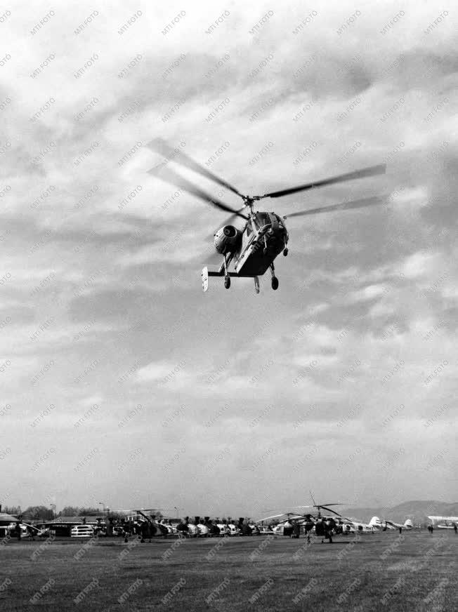 Átadták a századik KA 26-os helikoptert