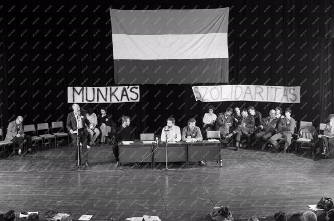 Belpolitika - Munkásszolidarítás '89 konferencia