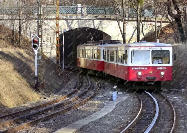 Közlekedés - Budapesti fogaskerekű vasút