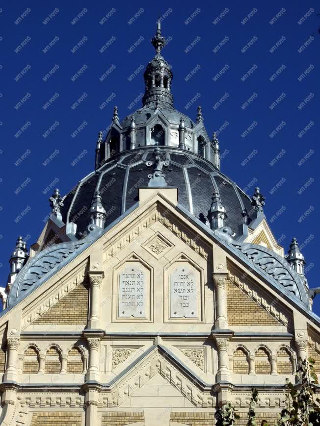 Egyházi épület - Szeged - Az Új zsinagóga