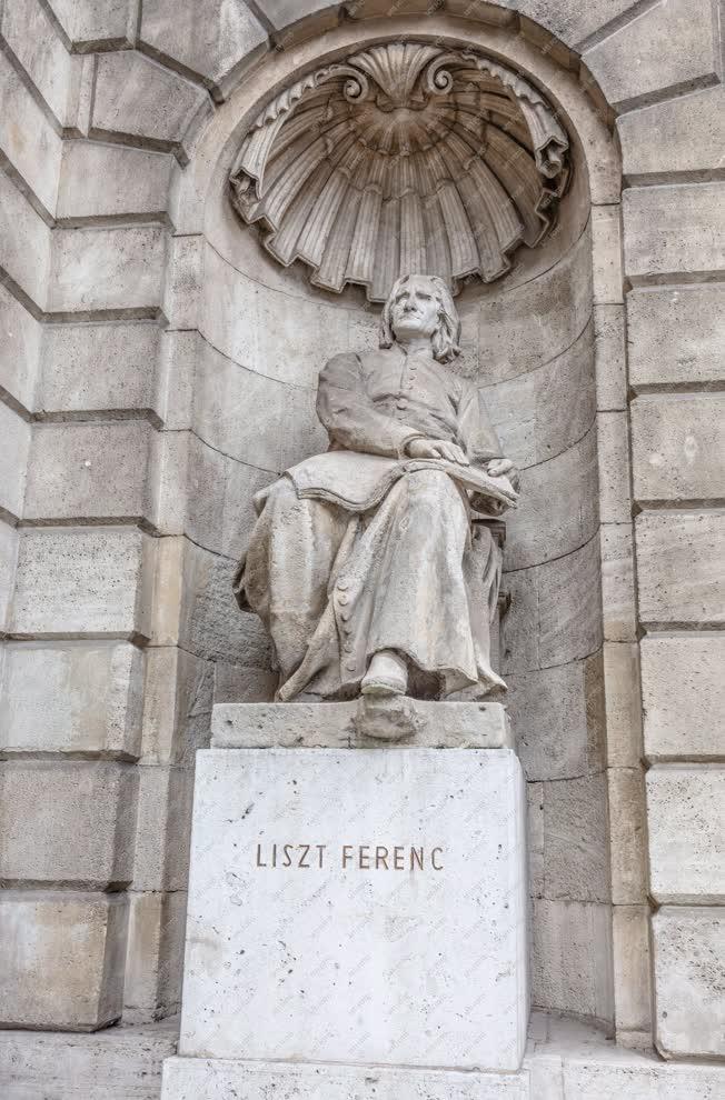 Műalkotás - Budapest - Liszt Ferenc szobra