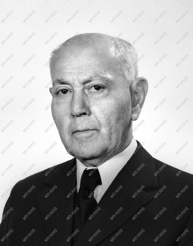 1973-as Állami-díjasok - Dr. Komlós Aladár