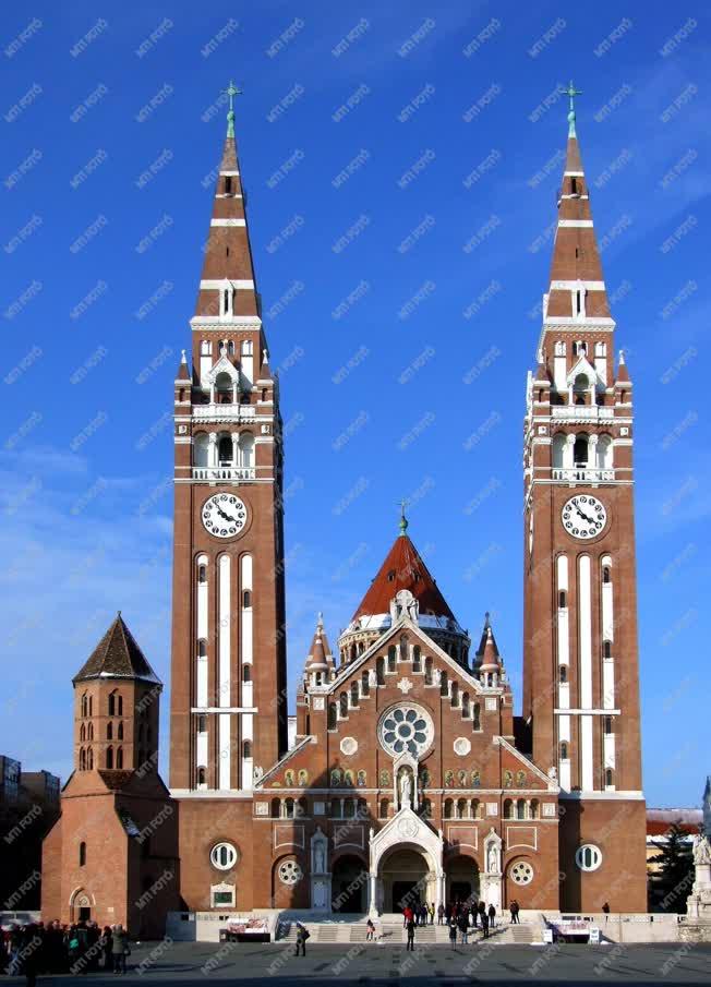 Városkép  - Szeged - A Szegedi Dóm