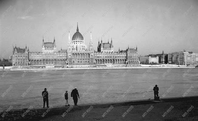 A Parlament látképe