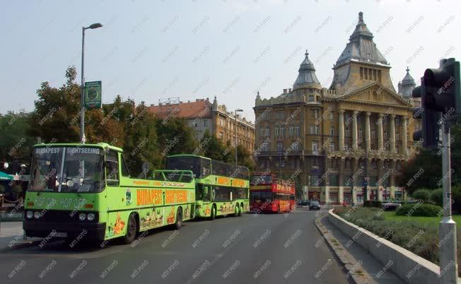 Idegenforgalom  - Városnéző autóbuszok