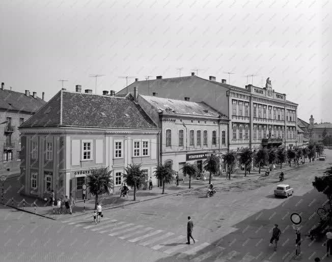 Városkép - Széchenyi téri házak