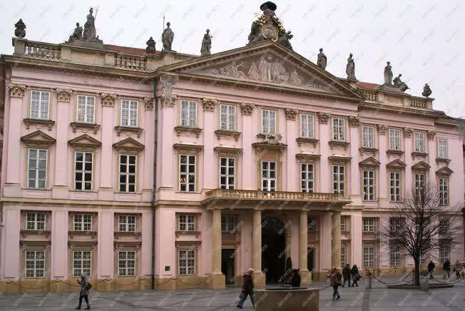 Épület - Pozsony - A Prímási palota