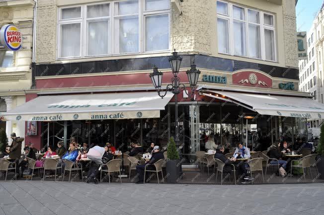 Vendéglátás - Budapest - Anna Café