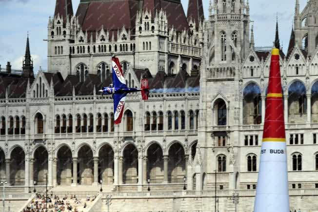 Sport - Budapest - Red Bull Air Race 