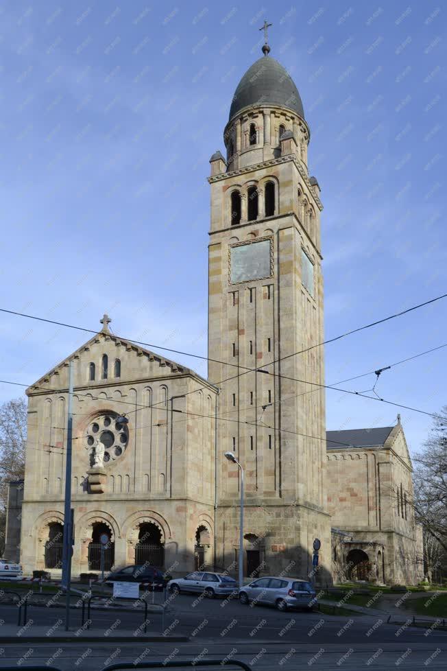 Egyházi épület - Vudapest - Páli Szent Vince Plébániatemplom