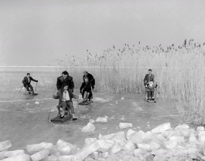 Szabadidő - Téli üdülés a Balatonnál