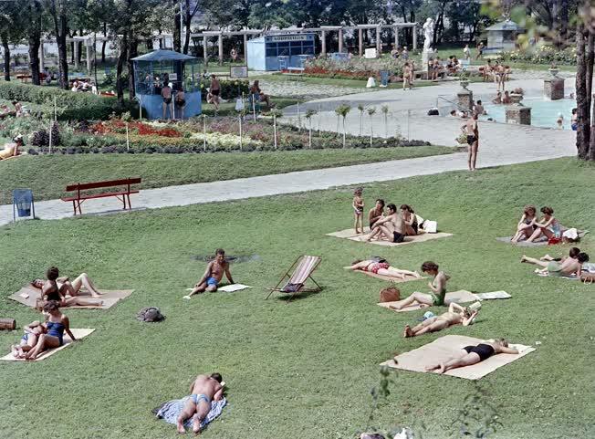 Szabadidő - Budapest - Palatinus strandfürdő