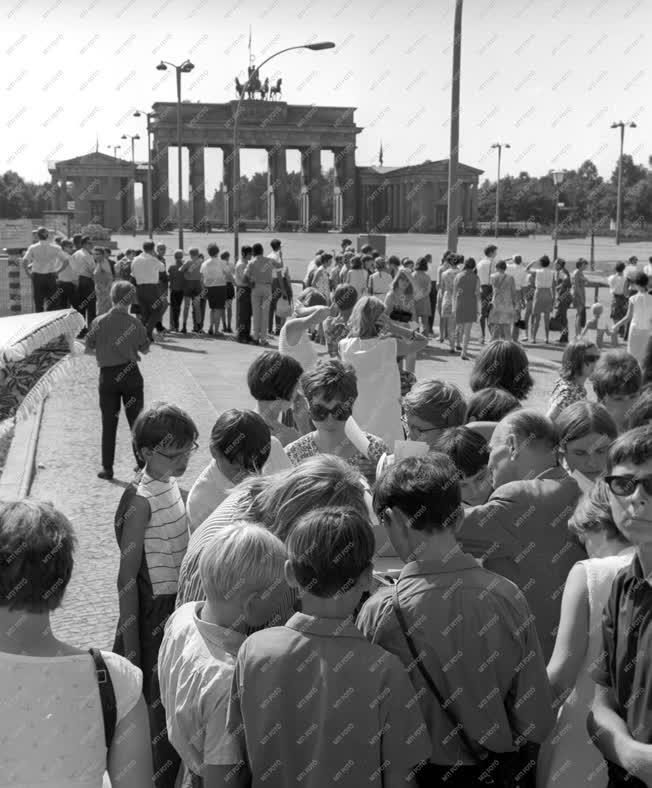 Városkép - Berlin - Brandenburgi kapu 
