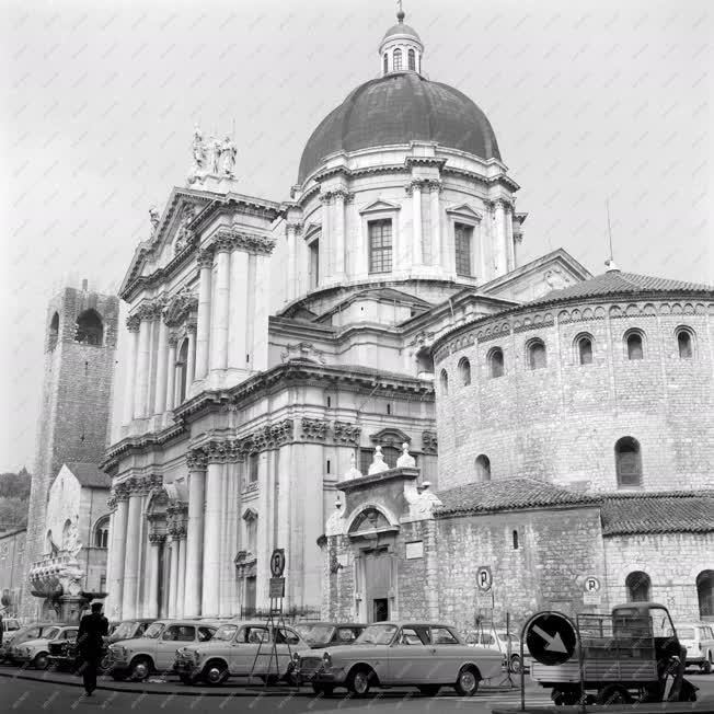 Városkép - Olaszország - Brescia